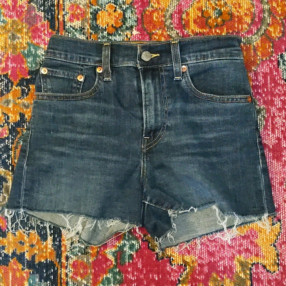 Levi Shorts